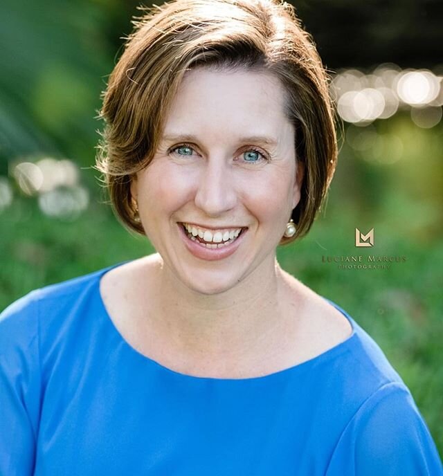 Jennifer you look vibrant 📸, love your headshot! If you ever need a speech pathologist look no further! #lmphotography_lumarcus #headshot #orlandophotographer #lookyourbestfeelyourbest #nikonphotography #naturallight #orlandoheadshots &bull;
&bull;
