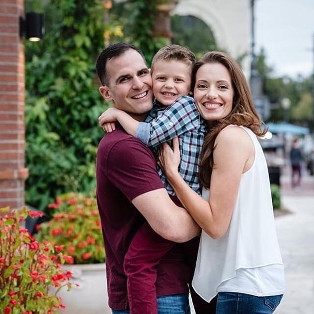 You know that feeling when you are leaving to work and it feels if you are going to a play date? It ALWAYS feels like that with the Abramson's family! #lmphotography_lumarcus #parenting #lovethisfamily #orlandophotographer #familyphotographer #winter