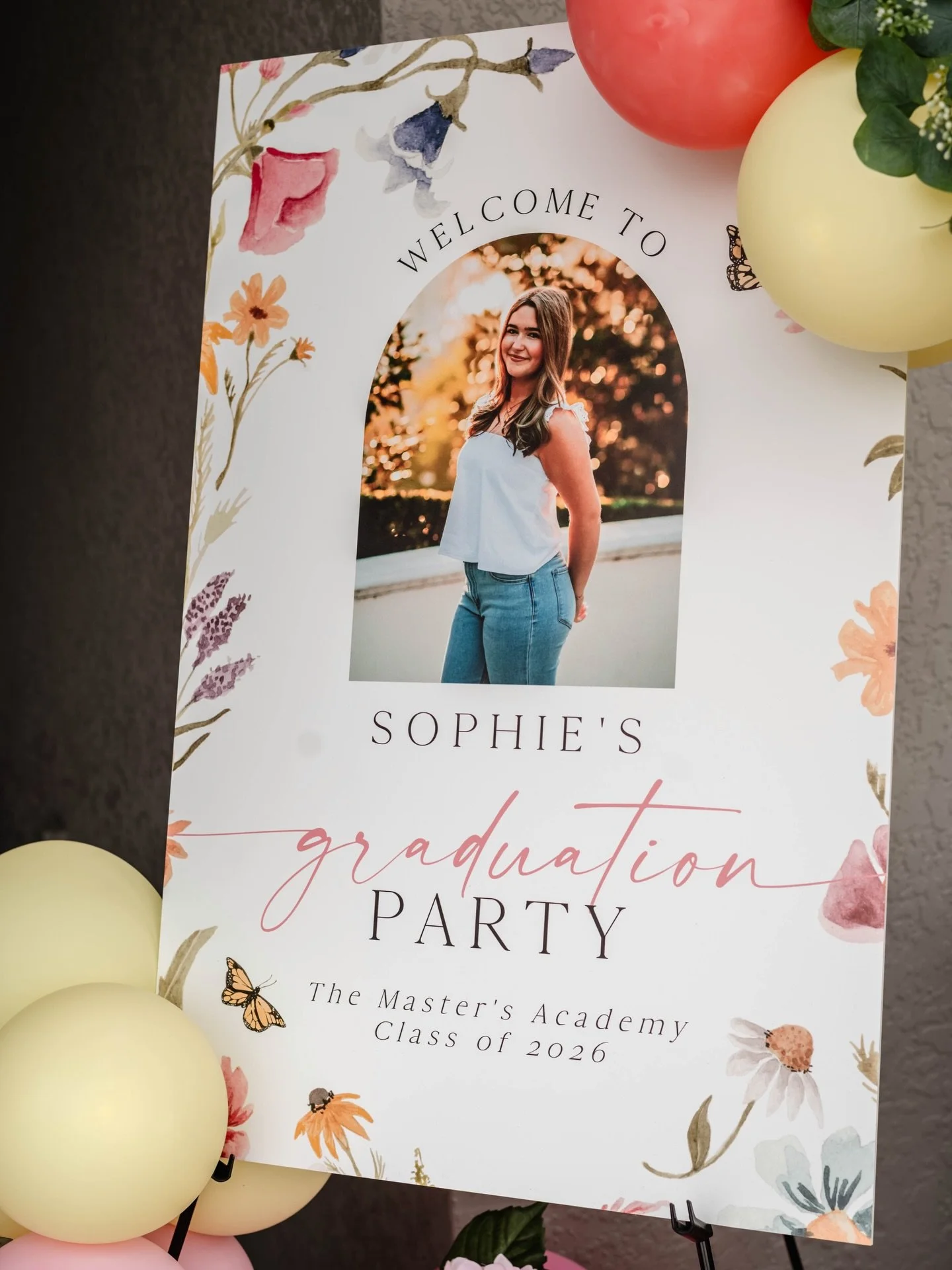 Had the absolute honor of photographing the graduation party for Sophie! Her party was full of lovely planned details by Dani, the event coordinator @daniseventdesign From the decor to the food to the custom soda, it was all perfect. Wishing Sophie t