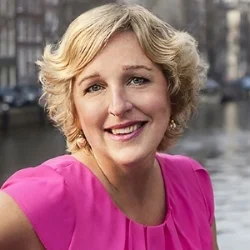 stephanie ward.jpg