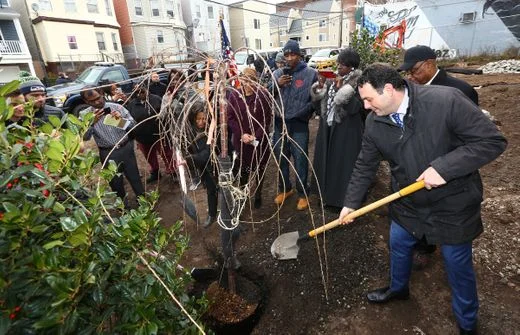 mlk park dig 2.jpg