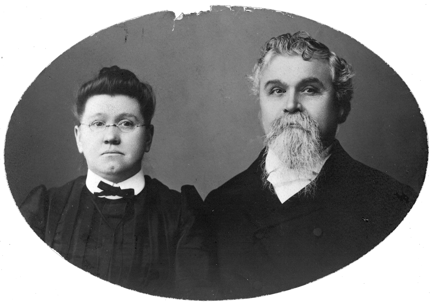   1896   Reverend H.D. and Mrs. Libbie Beach Brown establish Washington Children's Home Society with the mission to find a "home for every child." They placed seven children in the first year. 