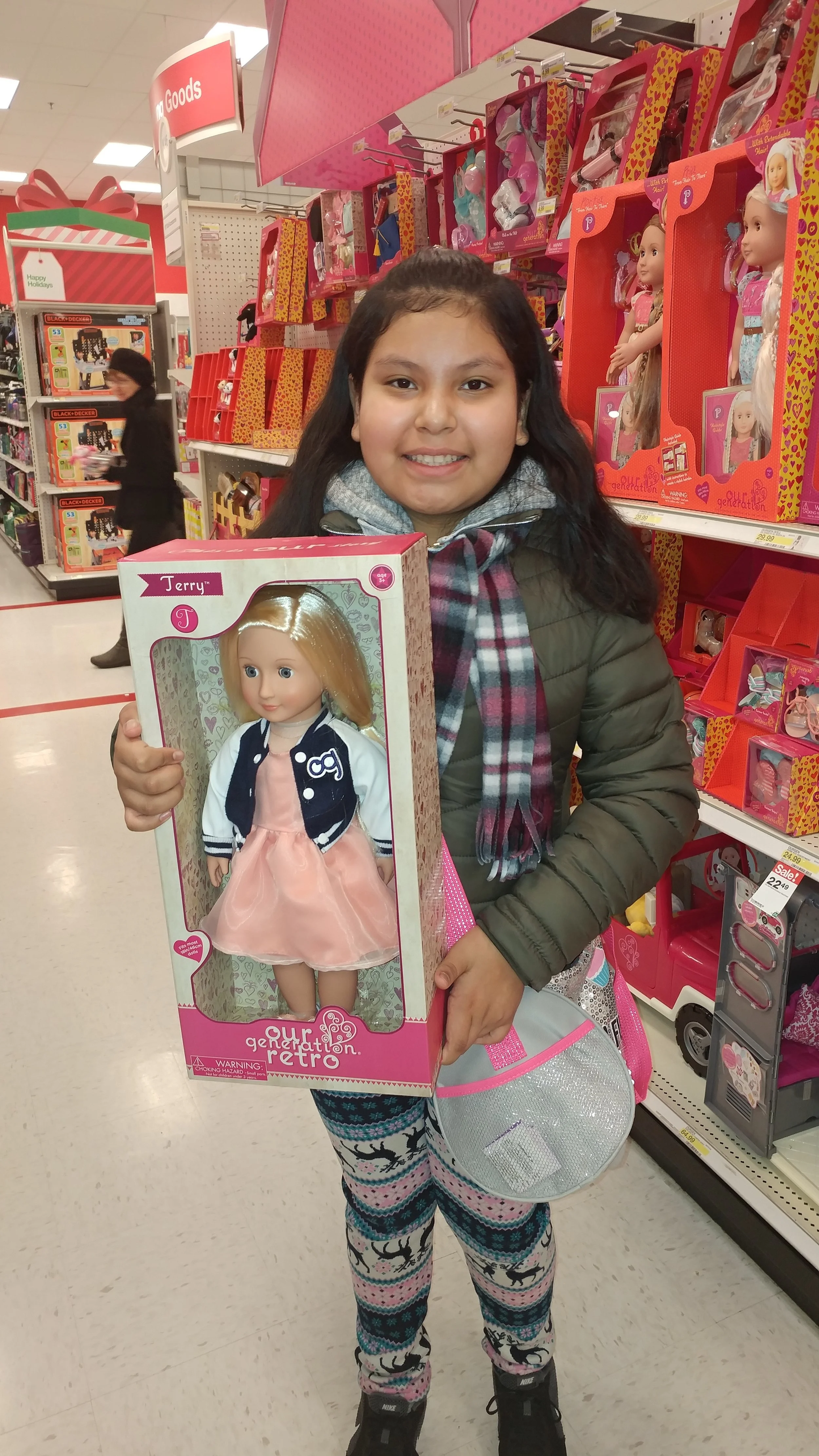 &nbsp; &nbsp; &nbsp; &nbsp; &nbsp; &nbsp; &nbsp; &nbsp; &nbsp; &nbsp; &nbsp;Yolmar receives the doll she’s dreamed of.