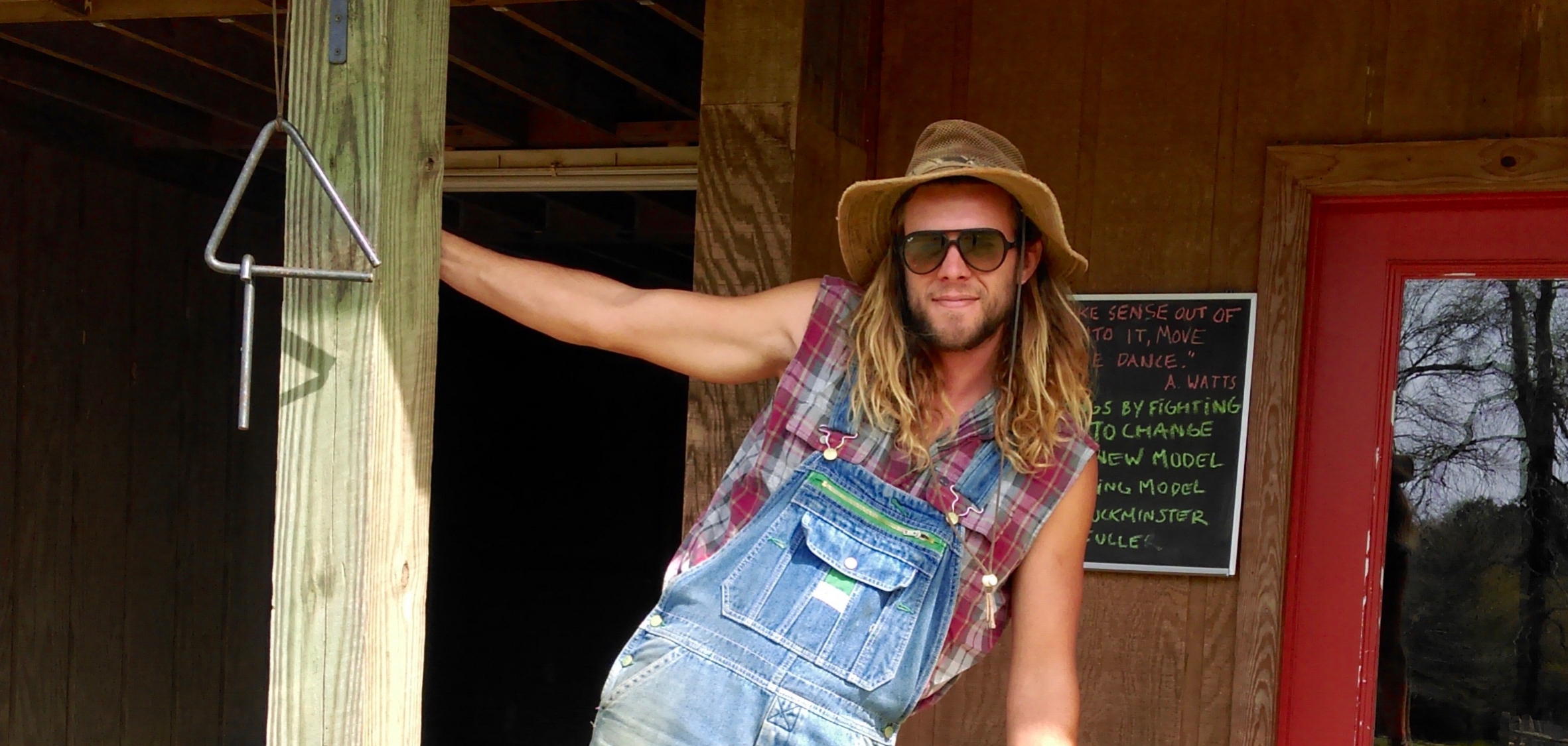 David Pollmiller Garden Manager, wild food enthusiast, bee-keeper, mushroom grower, chef, seed saver, grounds keeper, musician, student and teacher – Farmer Dave Pollmiller has many passions in life. It´s not hard to see that his greatest passion in life is food. Dave has an infectious passion for growing food, foraging for food, cooking food and without a doubt, eating food. A native of Kansas, Dave left Kansas University in 2013 in response to his heart´s message to pursue his passions. He found himself working on organic farms in Hawaii and lived there for two years learning the basics of small scale agriculture. Dave came to the Eco-Institute in 2015 for the Odyssey Fellowship program. Fully inspired by the work of The Eco-Institute, Dave stayed at the farm and became staff that winter. You will see the reflections of his passion in both the gardens and the kitchen.