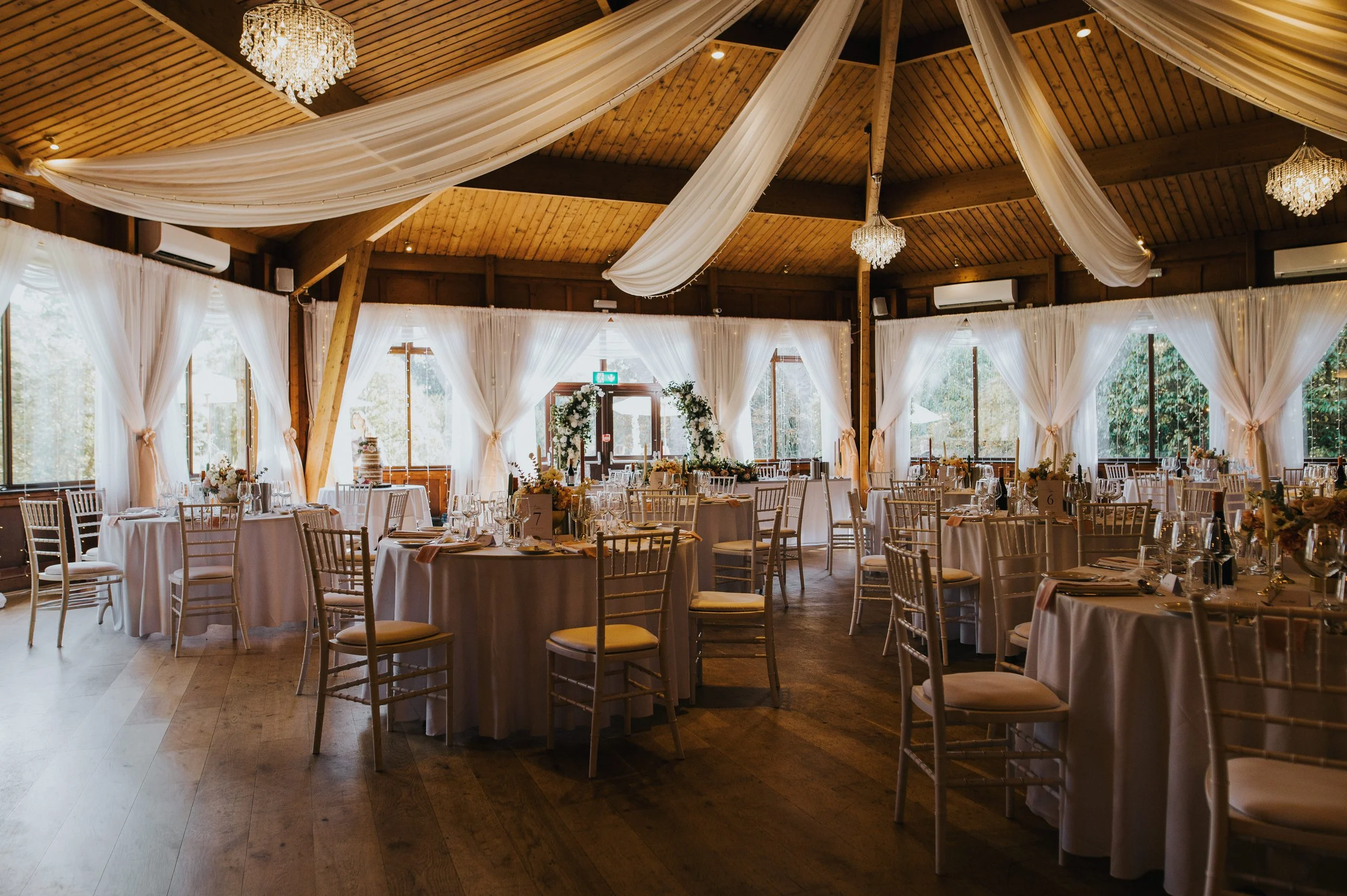 Charlie Bluck Photography X Megan & Stefan - 442.jpg