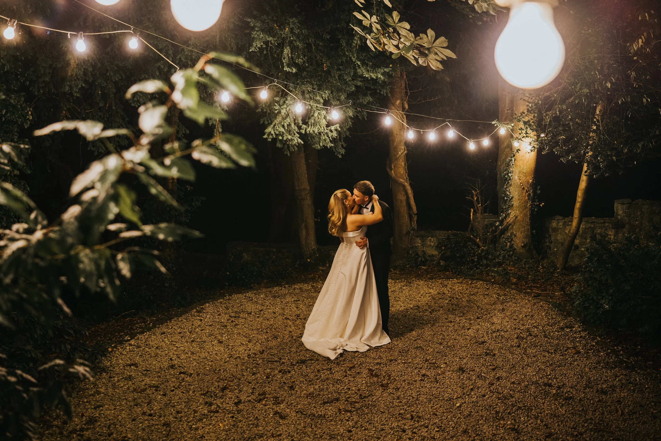 Megan &amp; Stefan // The Ravenswood Wedding