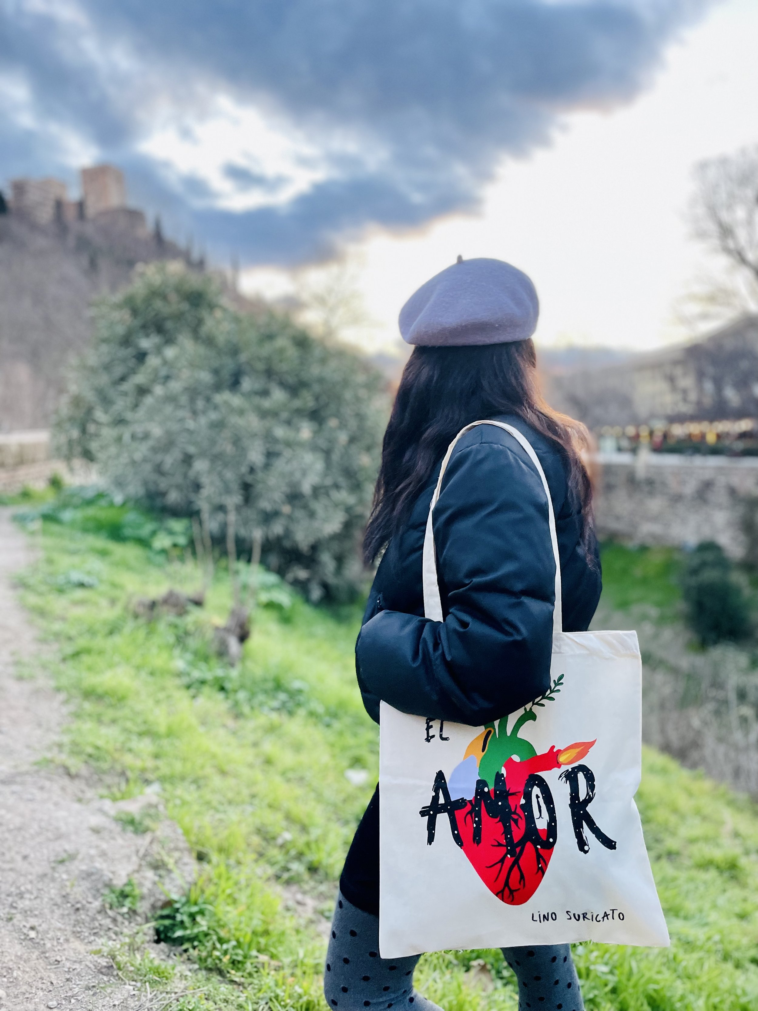 totebag_Albadeliz_elamor.jpg