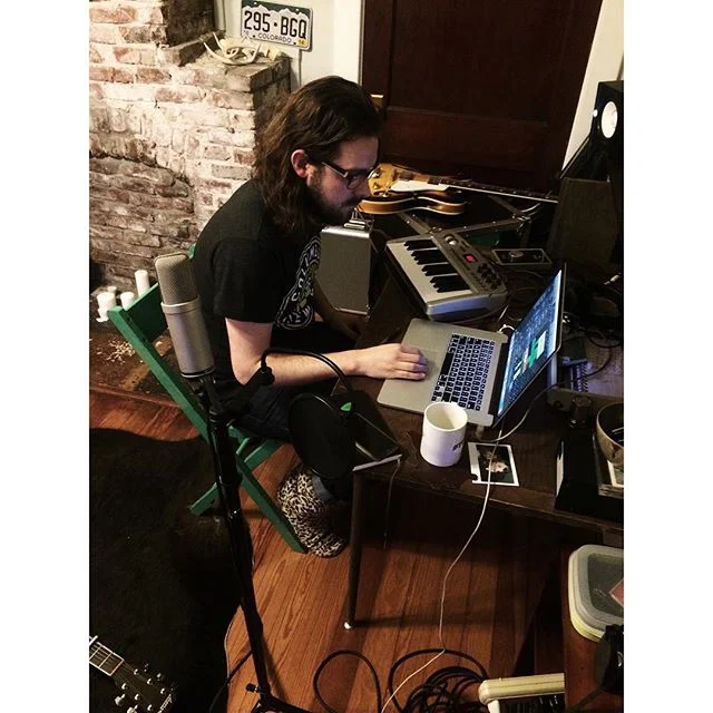 Hope everyone had a great holiday! Now it's back to the ole' grind.  #slippies #makinthatmusicdrop #grind #gobroncos #nashville #songwriting