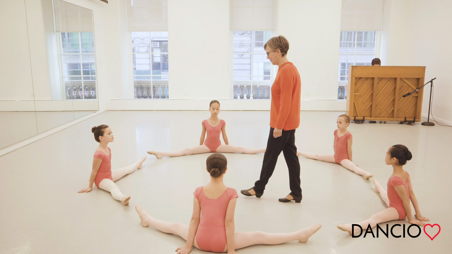 Beginner Cecchetti with Diana Byer (Copy)