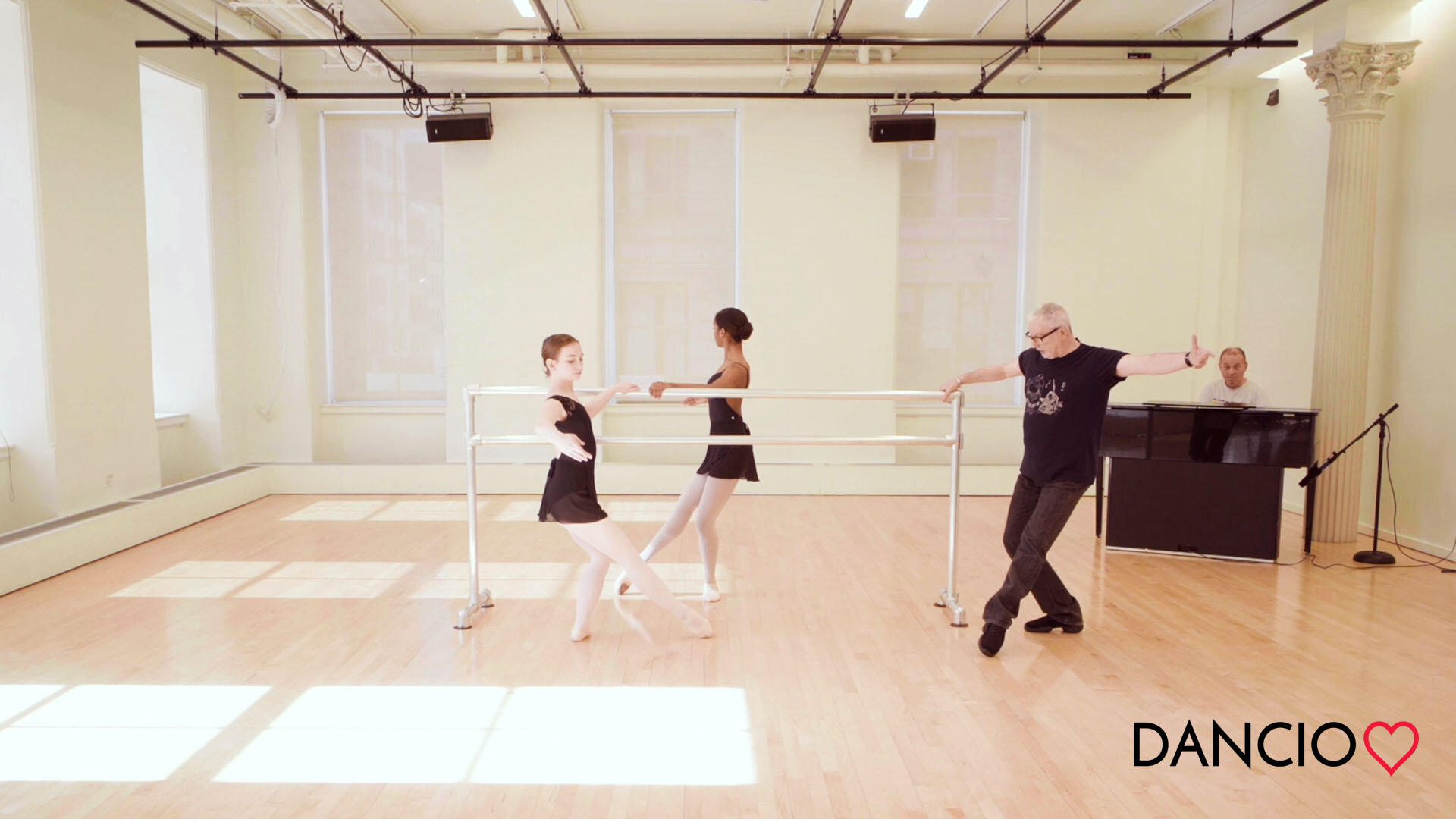 Beginner-Intermediate Ballet with Marcus Galante (Copy)