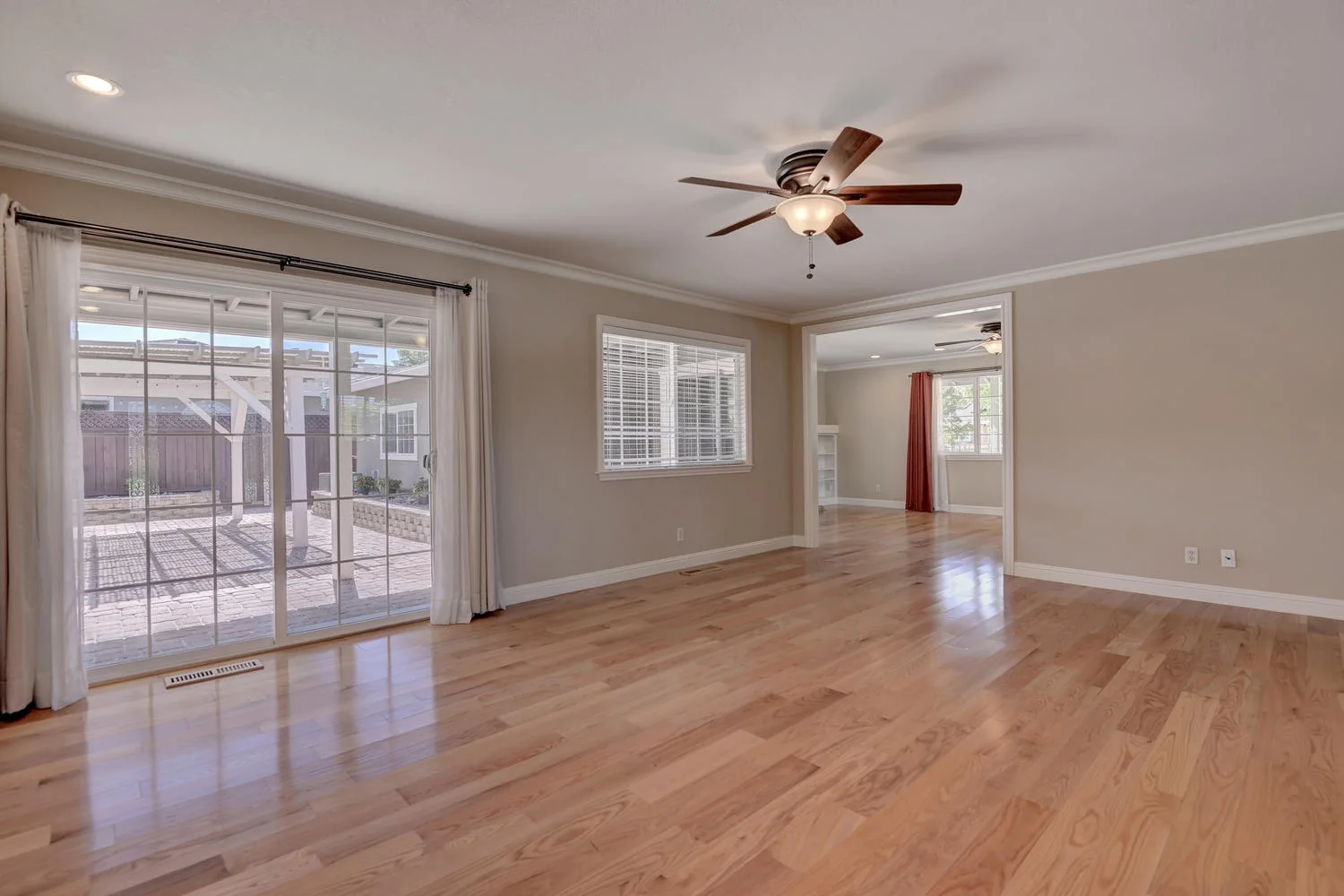 Living Area.jpg