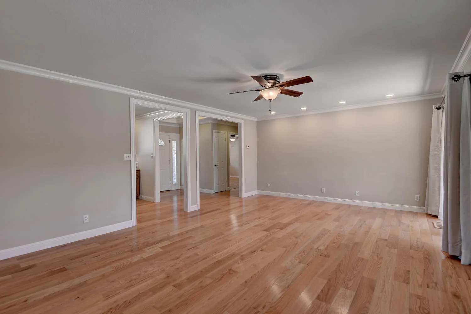 Living Area to Hallway.jpg