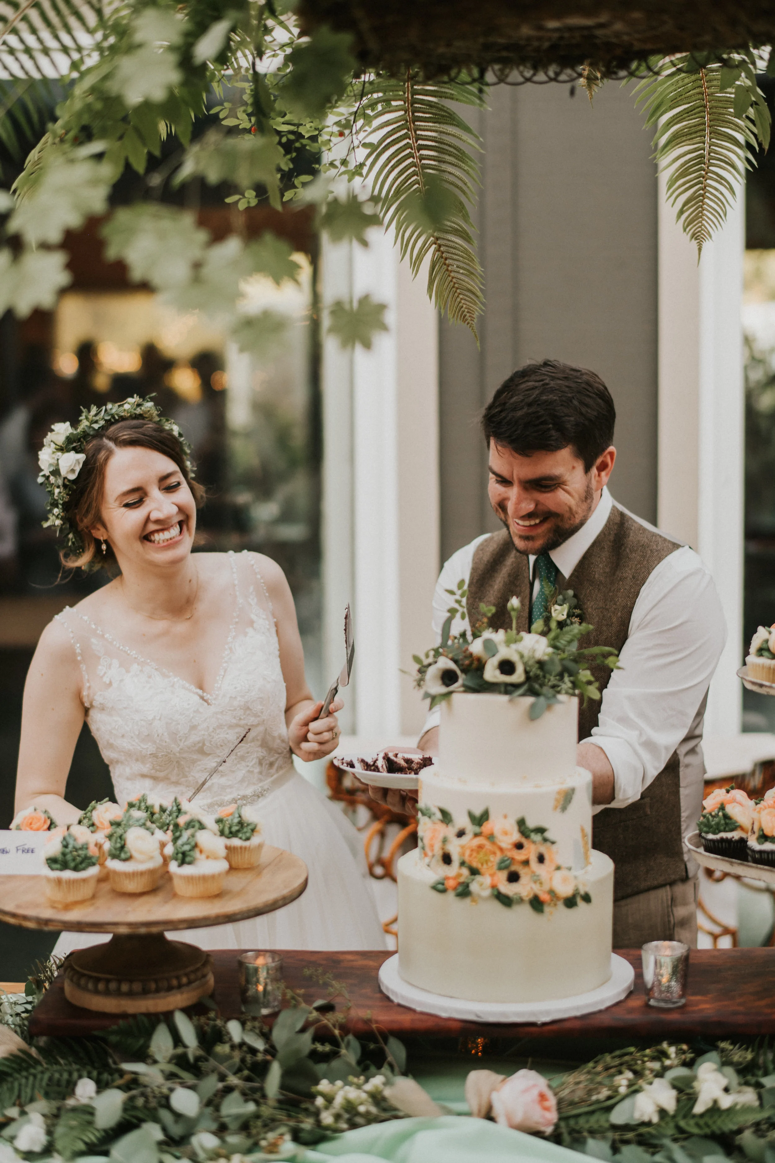 Photo Credit: Nick plus Danee Florals by: Scattered Seeds…a flower farm