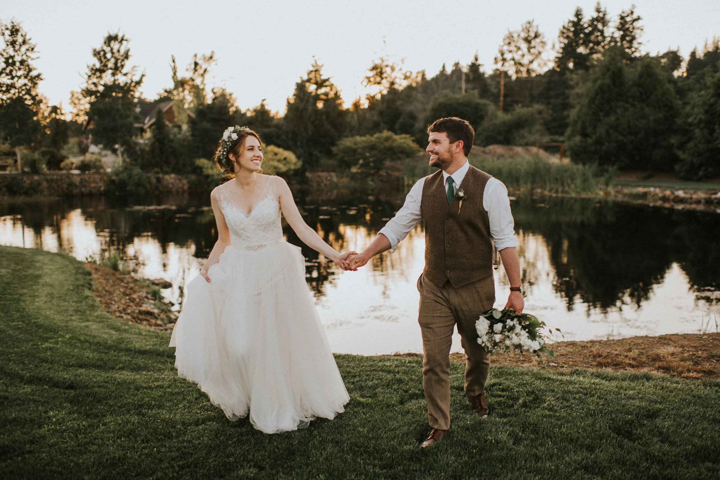 Photo Credit: Nick plus Danee Florals by: Scattered Seeds…a flower farm