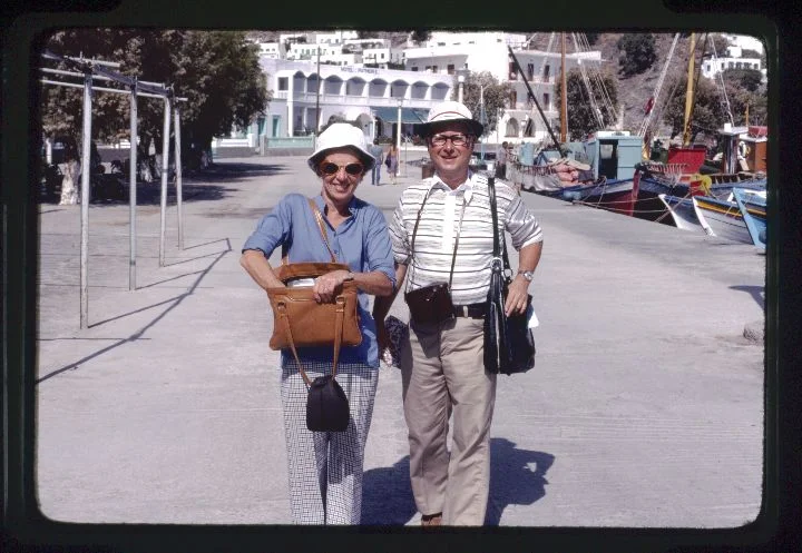 0102 Tourists on Dock.jpg