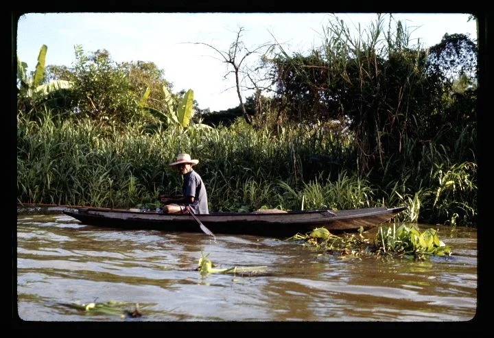 0364 Old Man in Boat.jpg
