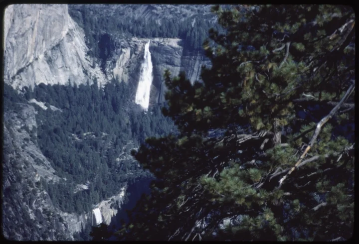 1606 Waterfall Center.jpg