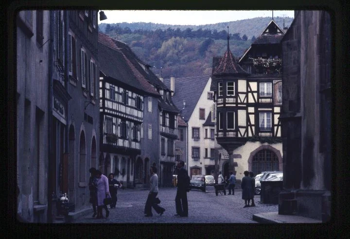 0086 Row of Shops.jpg