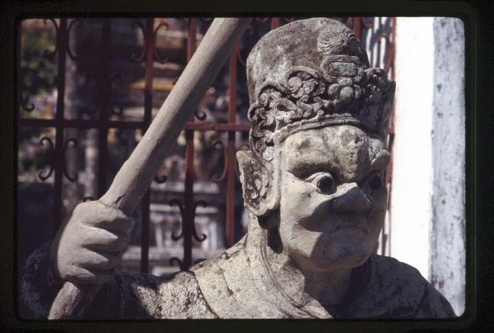 0396 Statue-Chipped Face.jpg