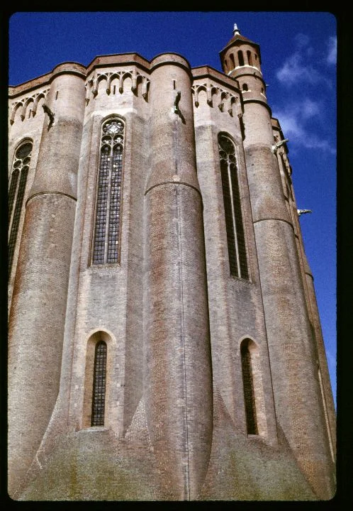 0655 Side of Castle.jpg