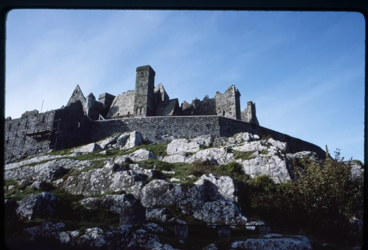 1013 Base of Castle.jpg