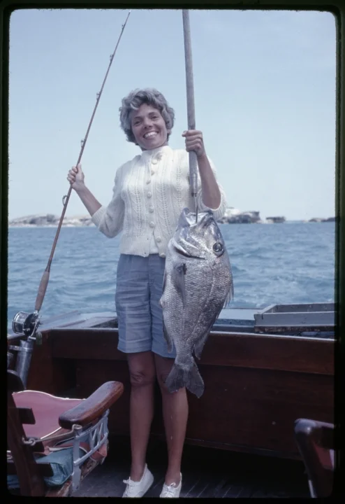 0887 Woman with Big Fish.jpg