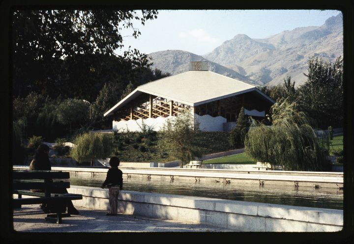 0222 House-Mountains in Bckgrd.jpg