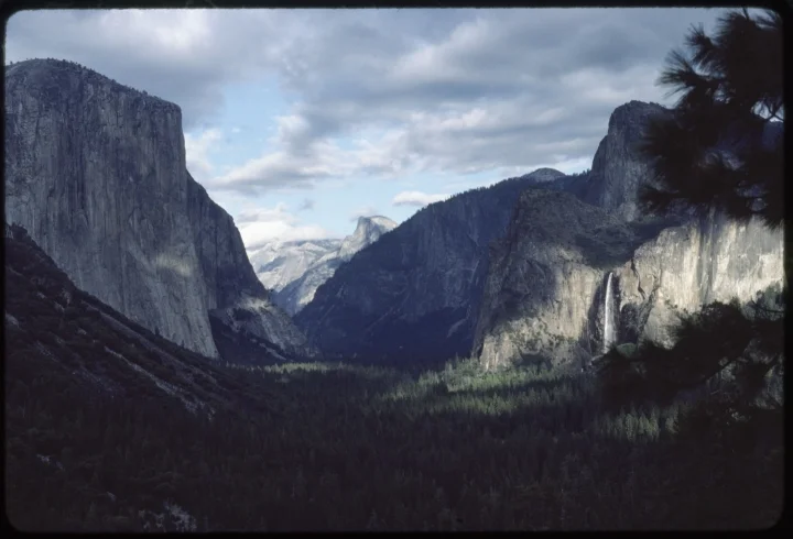 1541Plateau and Valley.jpg