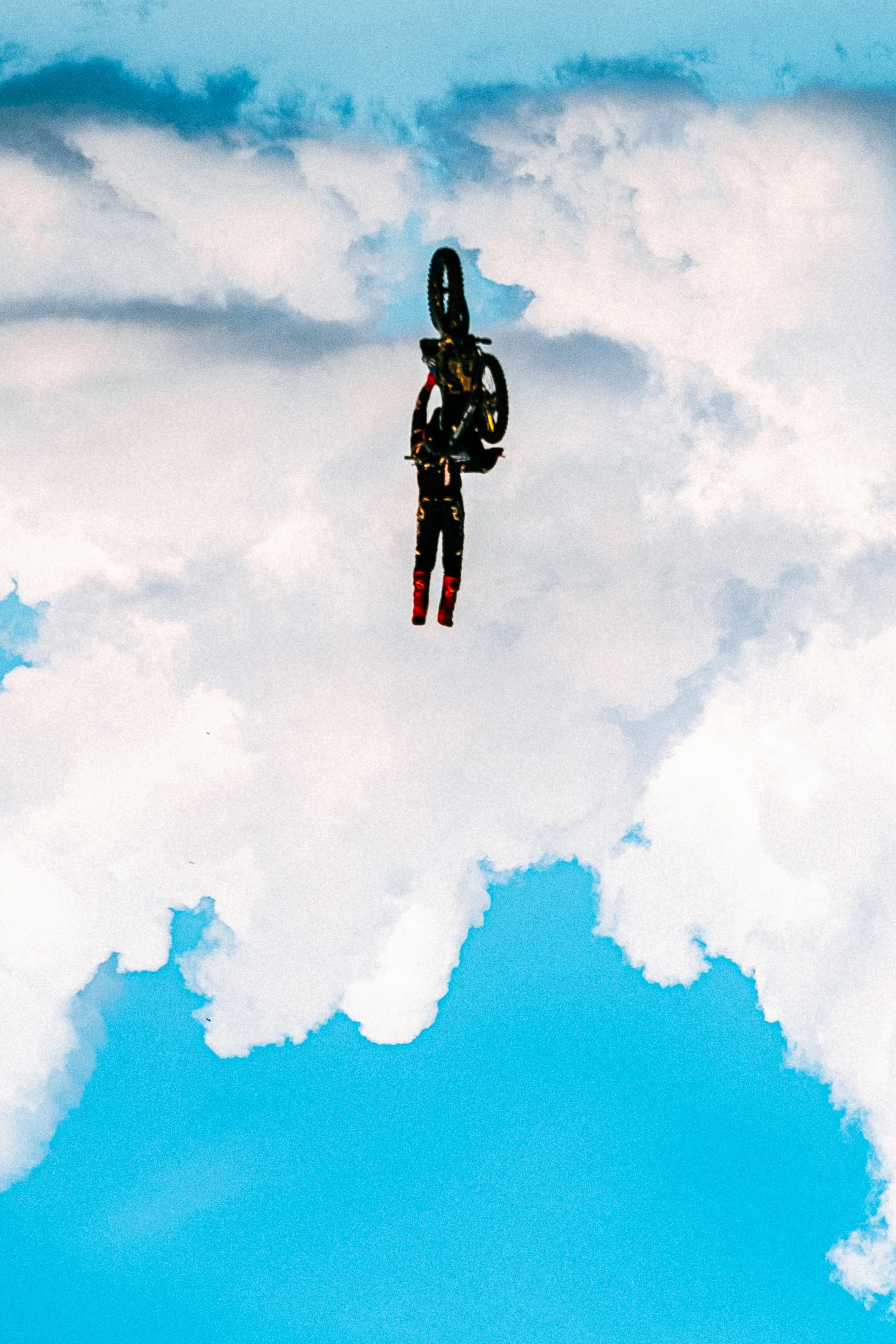 from the harley davidson homecoming, milwaukee. touring often takes me to events i never even knew existed (the harley davidson homecoming), and places where i would never think to be (milwaukee)