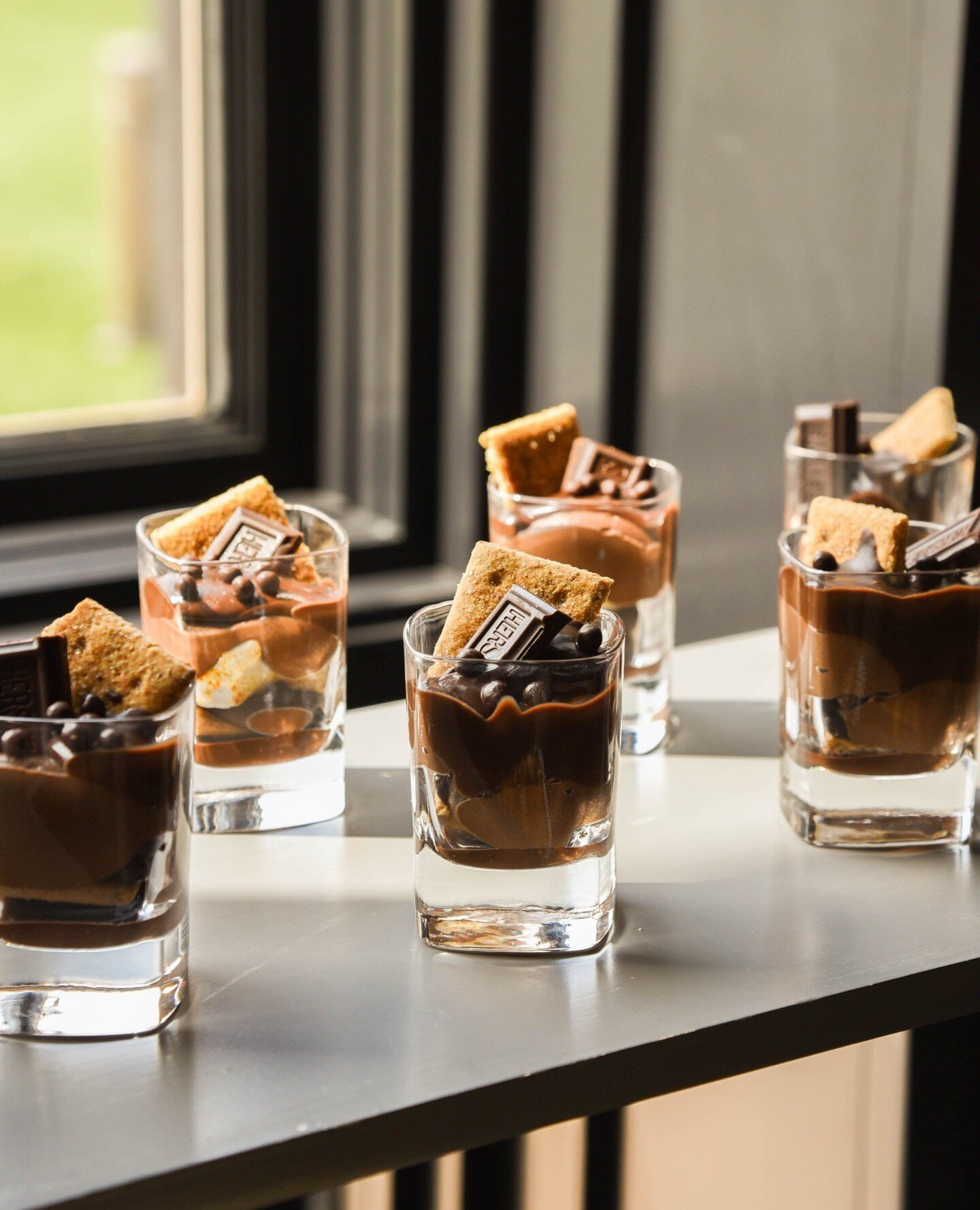 Dessert time, anyone? Our in-house pastry chefs create all types of dessert favorites for luncheons.