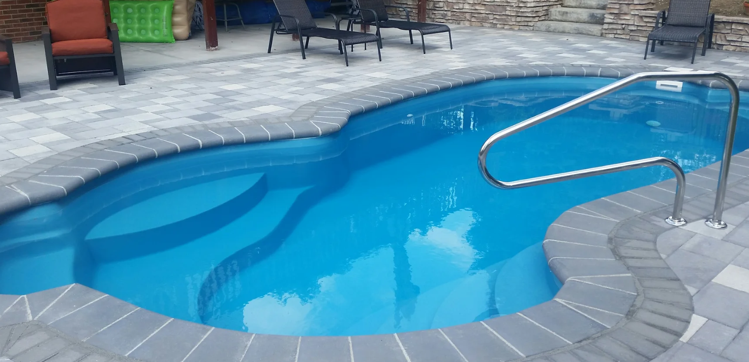 St. Clair Fiberglass Pool Leading Edge.png