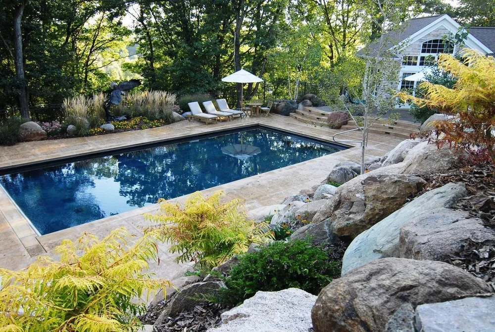 Corinthian 12 /14 /16 — Blue Water Spas and Pools