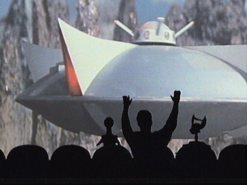 https://giphy.com/gifs/horror-sci-fi-rhett-hammersmith-YmmFT5zhTElm8