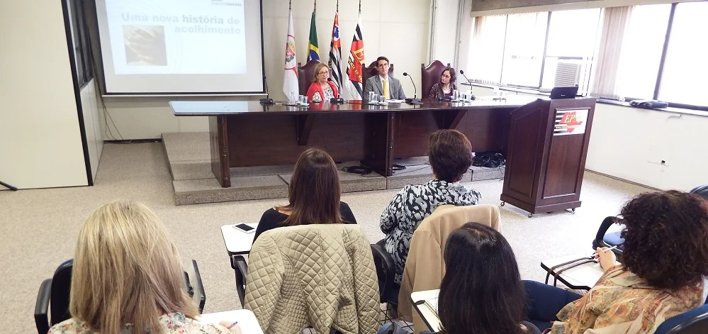FMH dá palestras na Escola Paulista de Magistratura sobre trabalho com histórias de vida