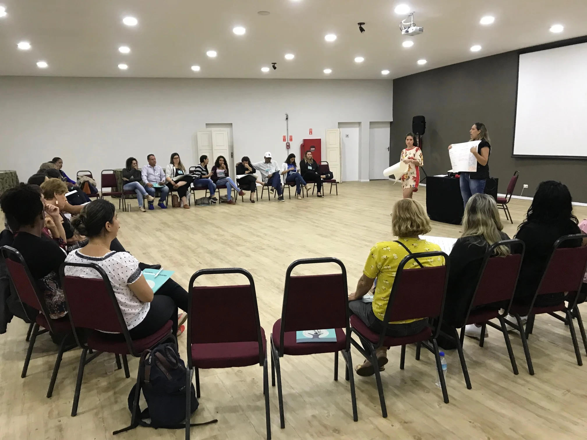 3º seminário com profissionais da rede