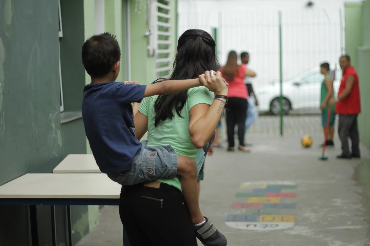Adoção Compartilhada: pelo direito à família e ao vínculo entre irmãos 