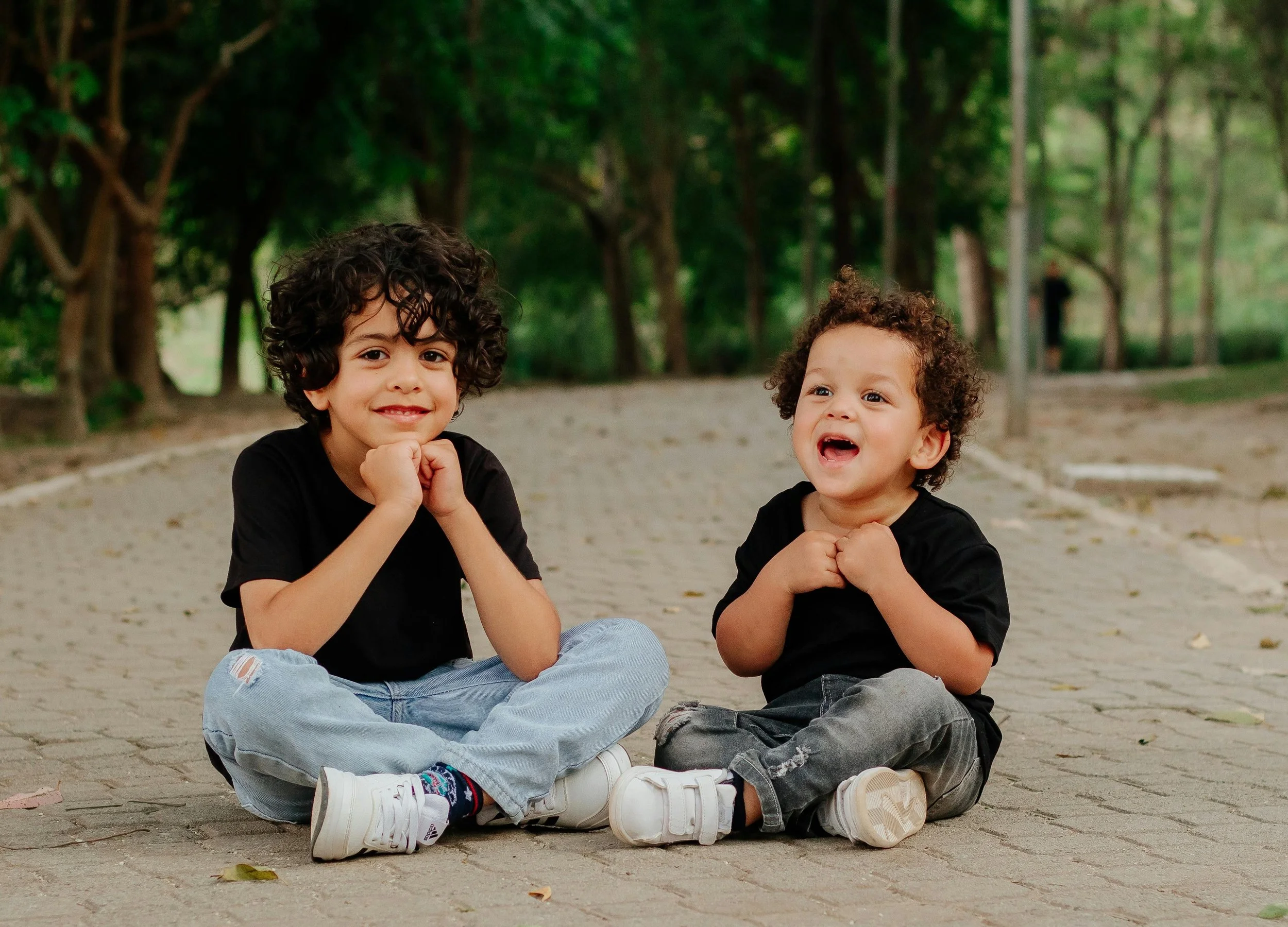OFICINA - “O TRABALHO COM GRUPO DE IRMÃOS - TECENDO REDES PARA PRESERVAR O CONVÍVIO FAMILIAR”
