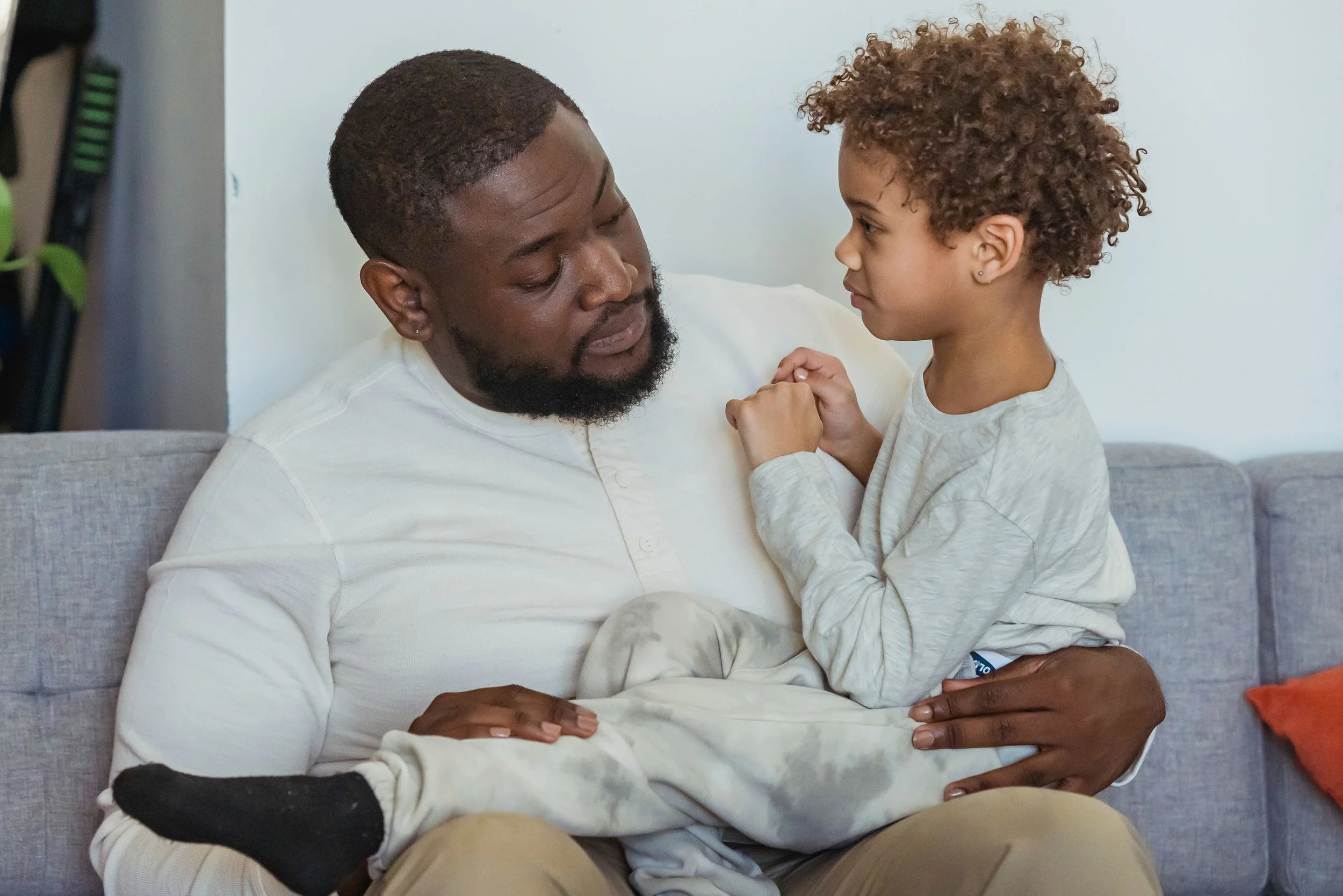 OFICINA  – Cuidar e escutar: o letramento racial para o sistema de garantia de direitos de crianças e adolescentes