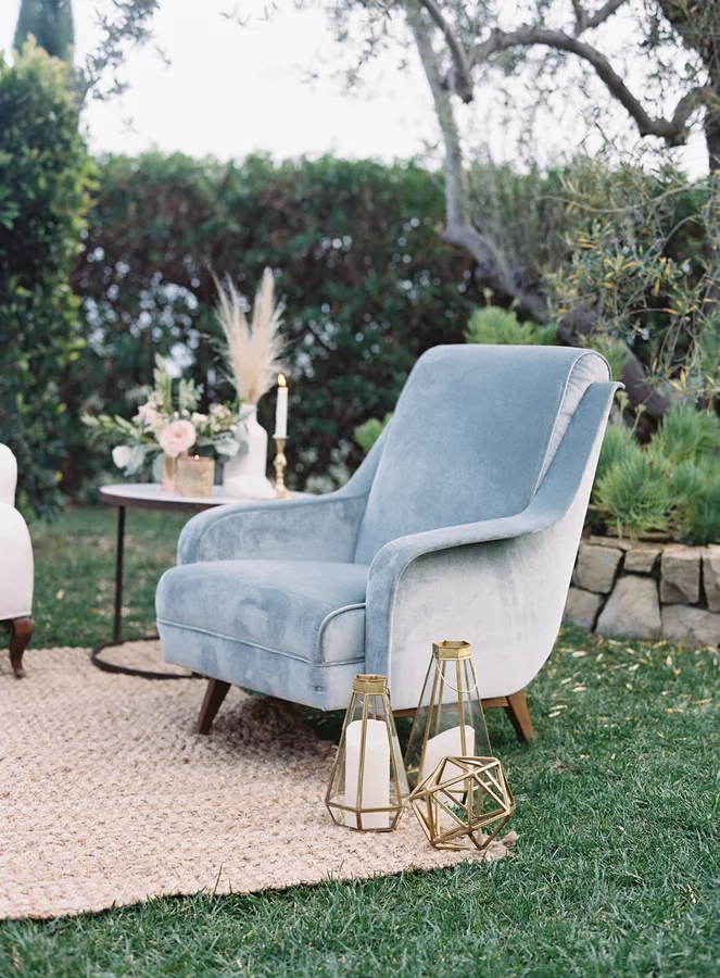 Only Love - Lounge.jpg