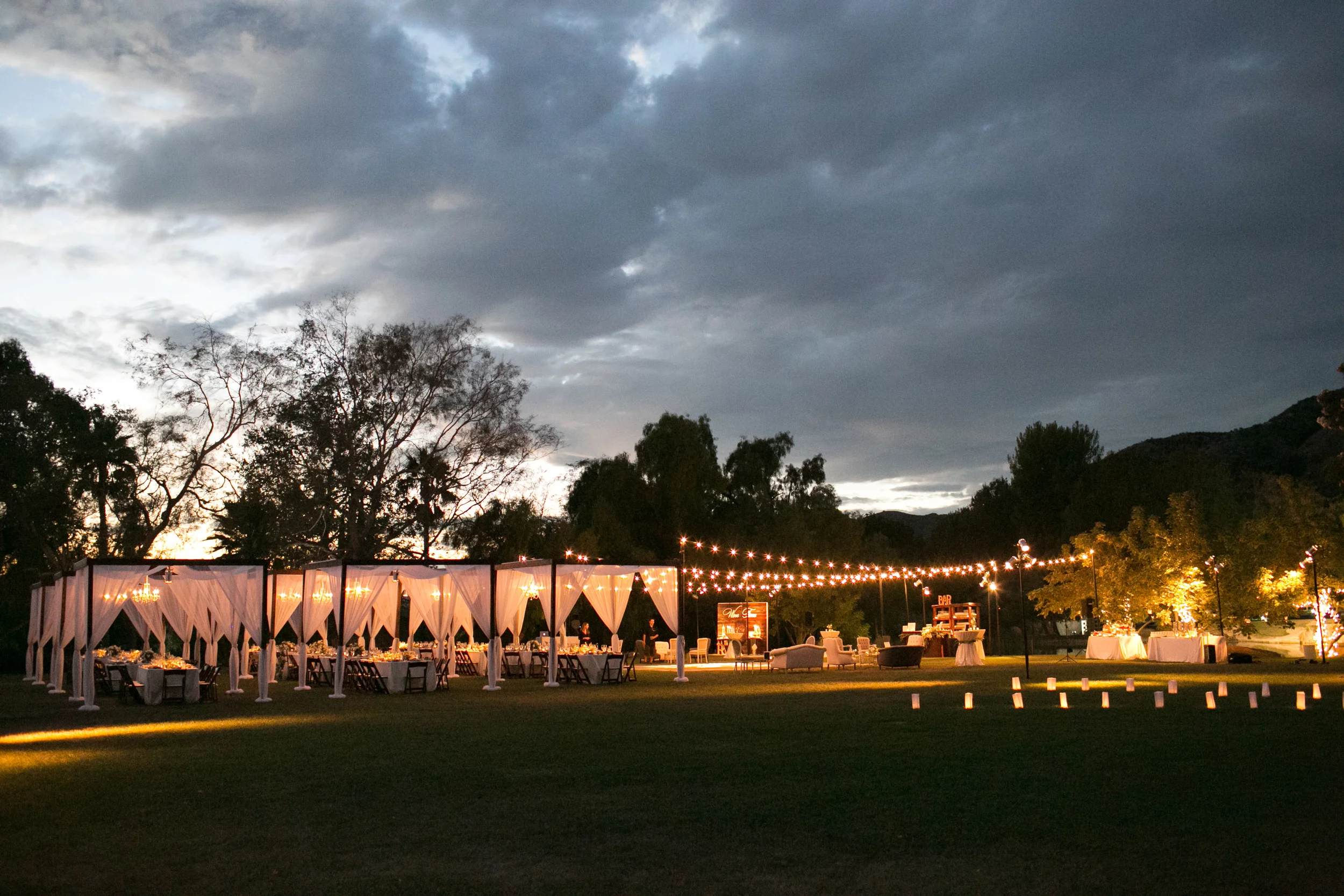 077 Reception Overview Night.jpg