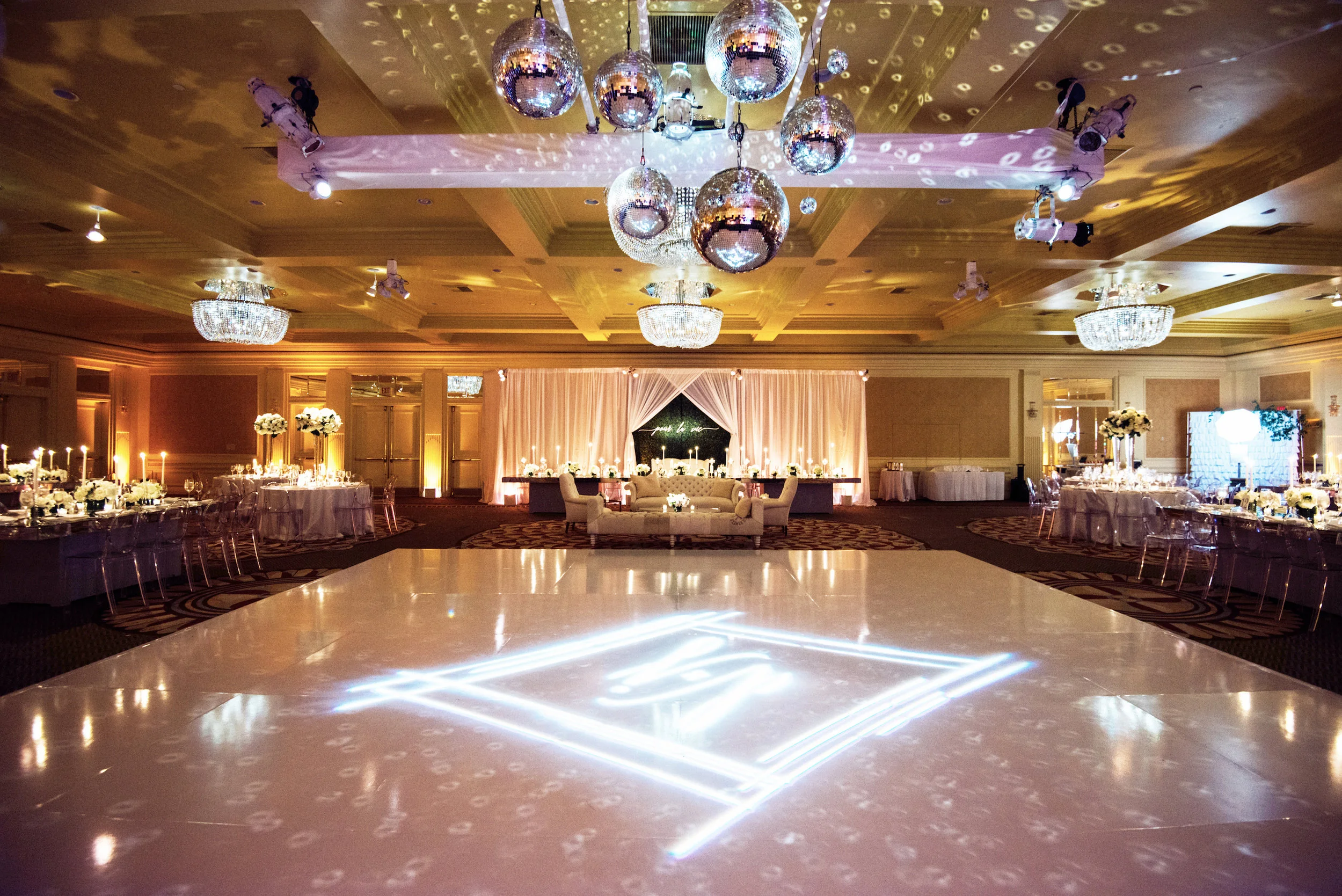 046 Reception.jpg