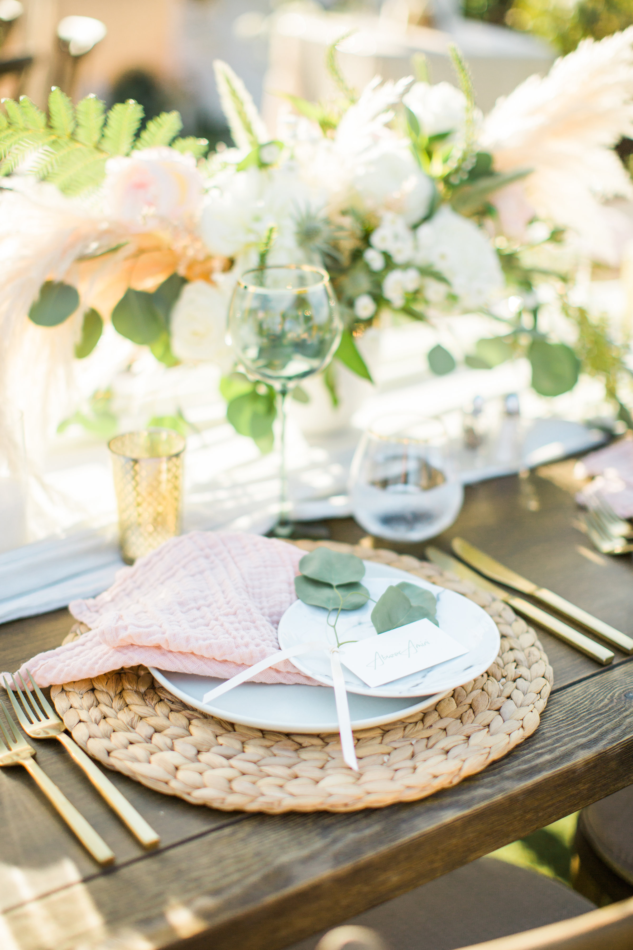39. Boho Romantic Place Setting.jpg