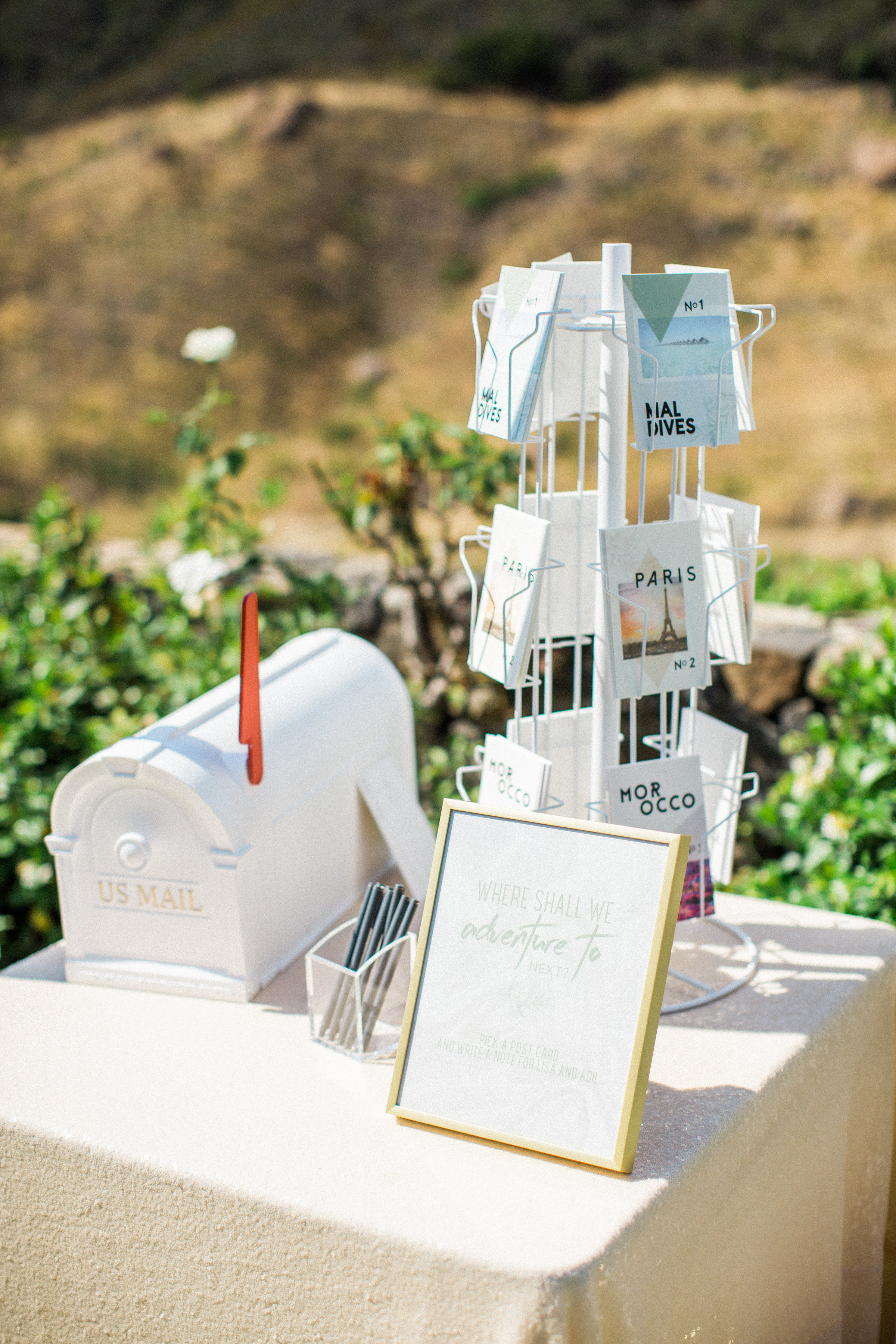 51. Wedding Guest Book Table.jpg