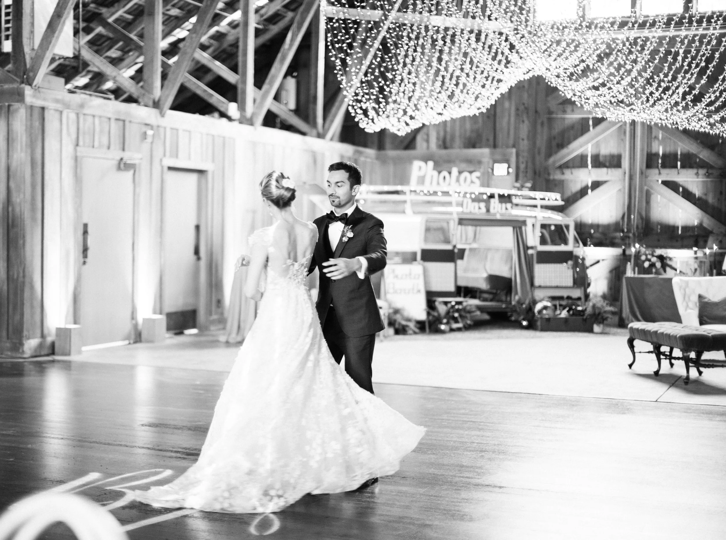 105. B&G First Dance.jpg