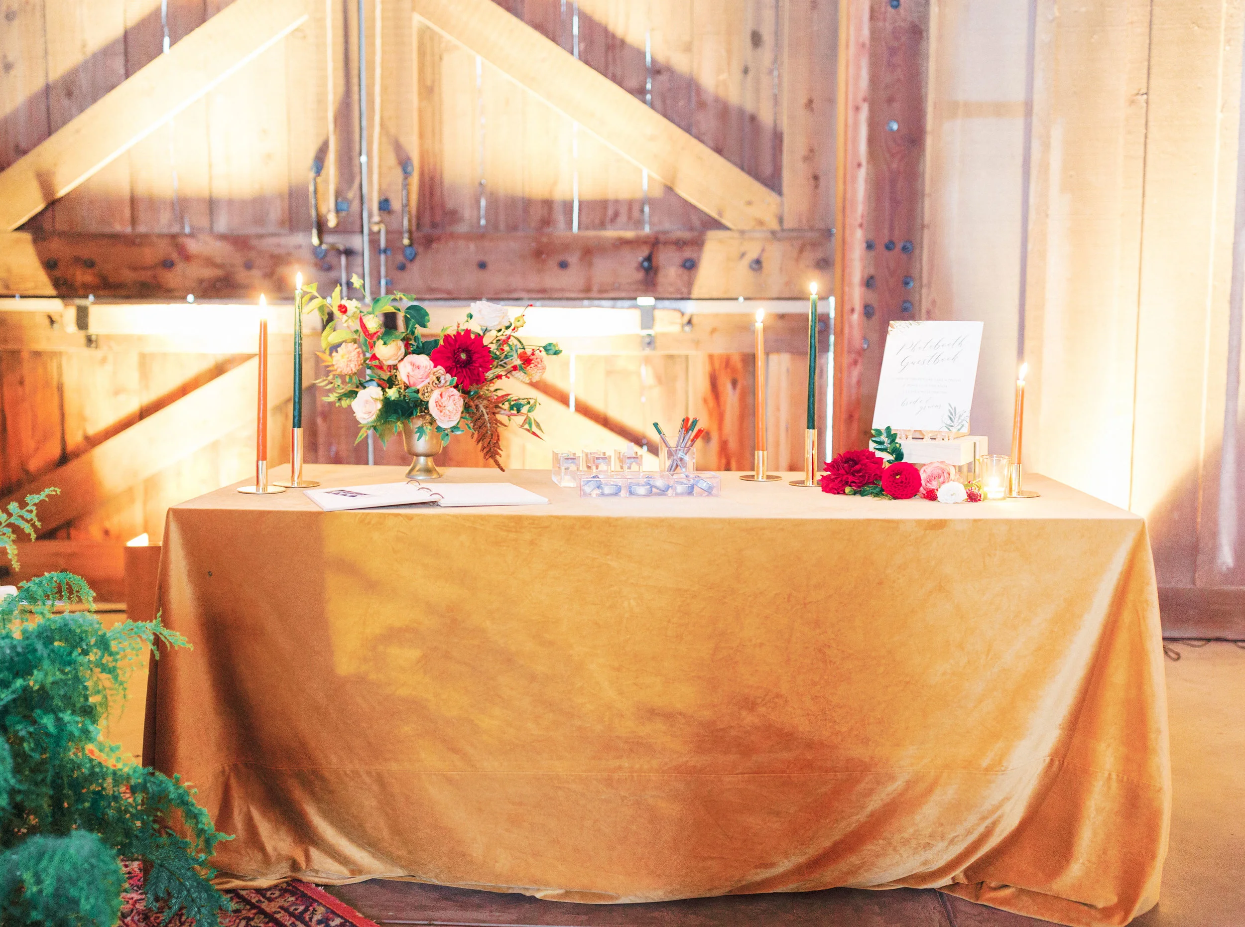 111. Photobooth Table Display.jpg
