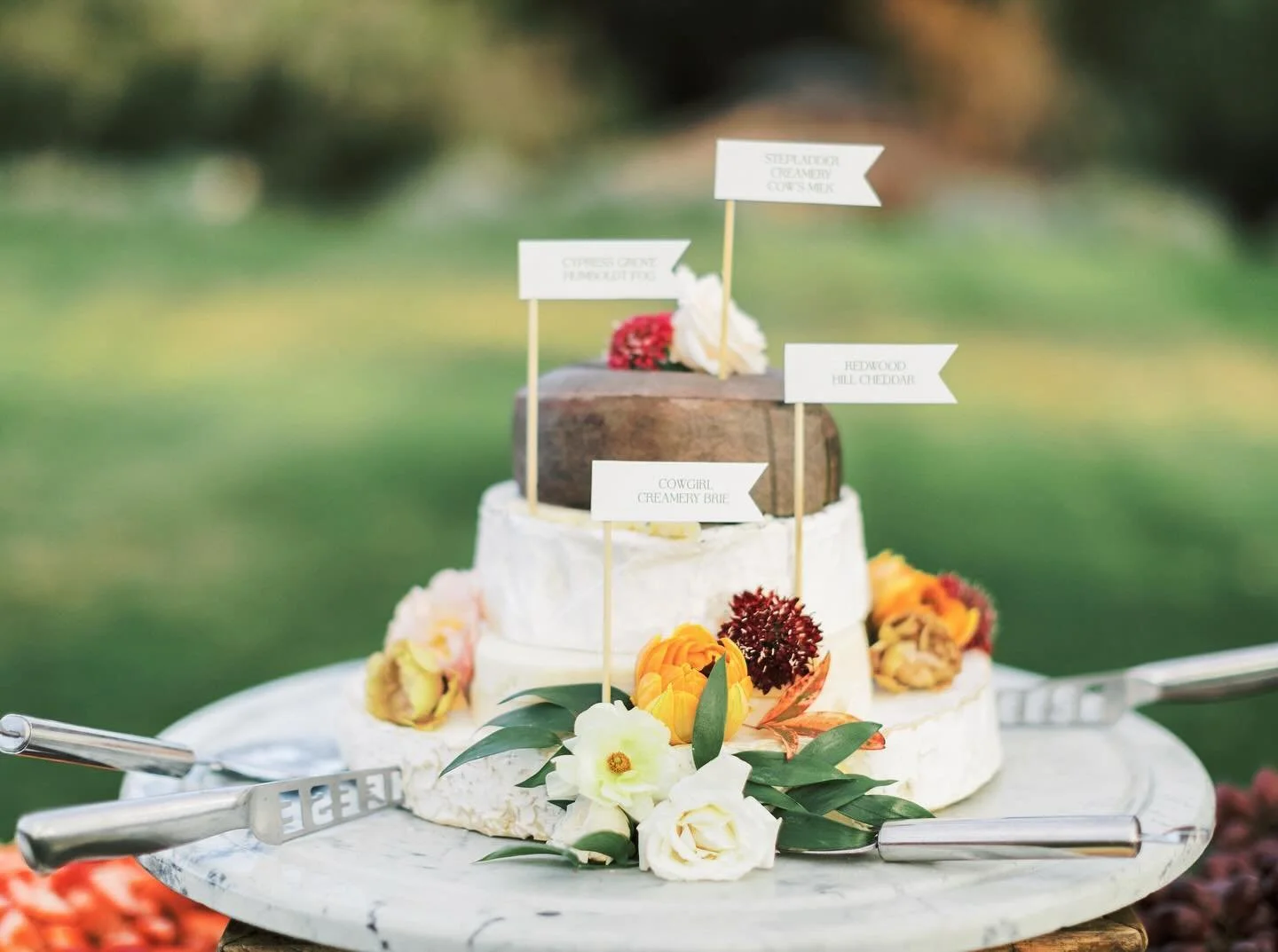 This one’s oozing with love. Too cheesy?! 
•
•
•
•
•
•
#Cheesetower #Cheeselover #Cheeseboard #Charcuterie #Grazingboardinspo #Eventsignageinspo #Ladylibertyevents #Destinationeventplanner #Carmelwedding #Californi