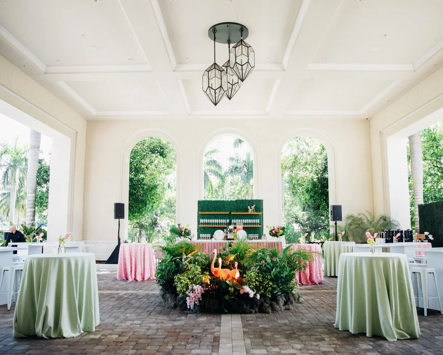 Get ready to Flamingle!
&bull;
&bull;
&bull;
&bull;
&bull;
#miamiexoticanimals #flamingo #ladylibertyevents #eventplanner #miamievents