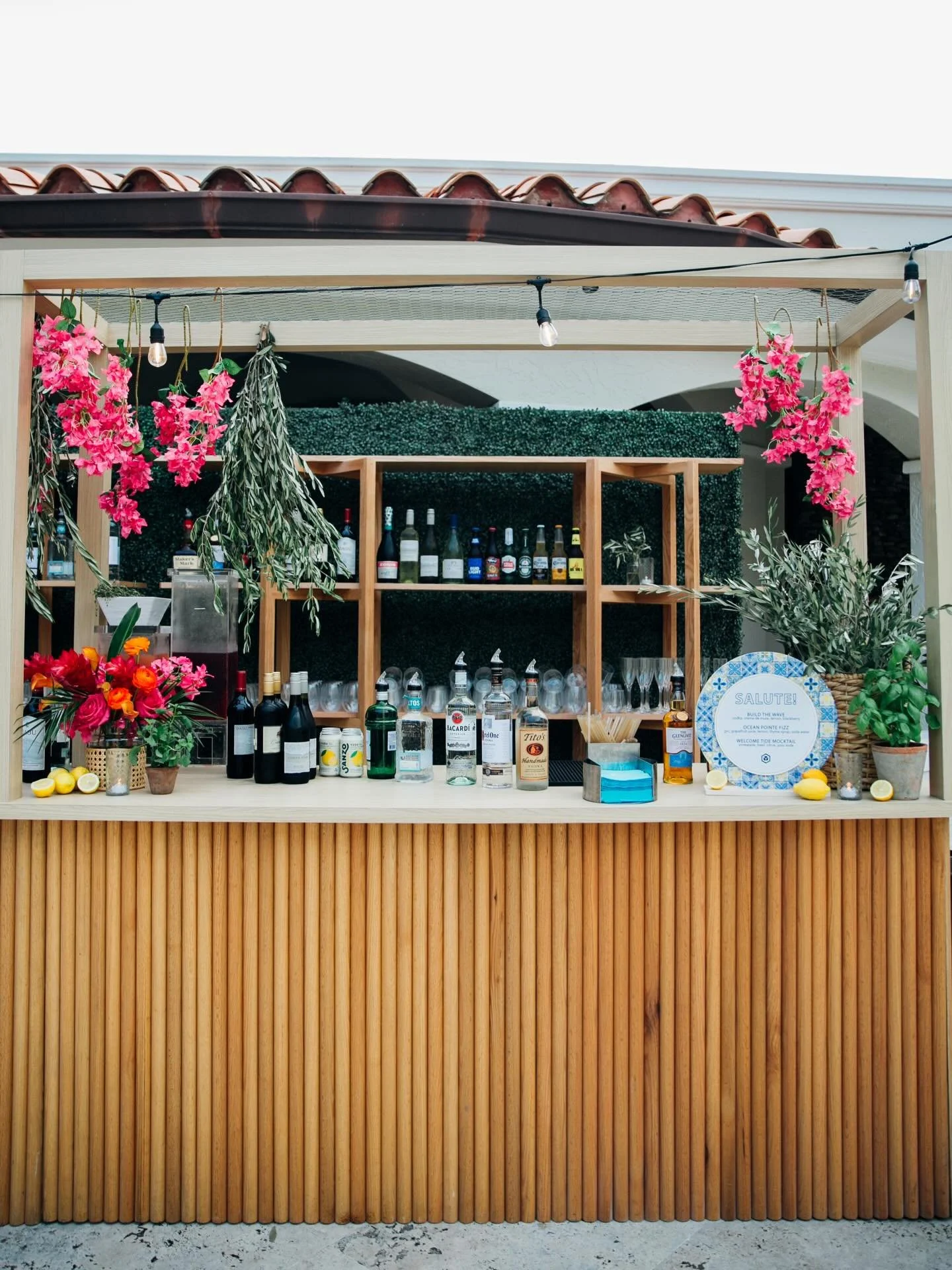 Meet us where the bougainvillea blooms 🌸
&bull;
&bull;
&bull;
&bull;
&bull;
#MediterraneanNights #MeetUsAtMedNight #LadyLibertyEvents #BarInspo #DestinationEventPlanner