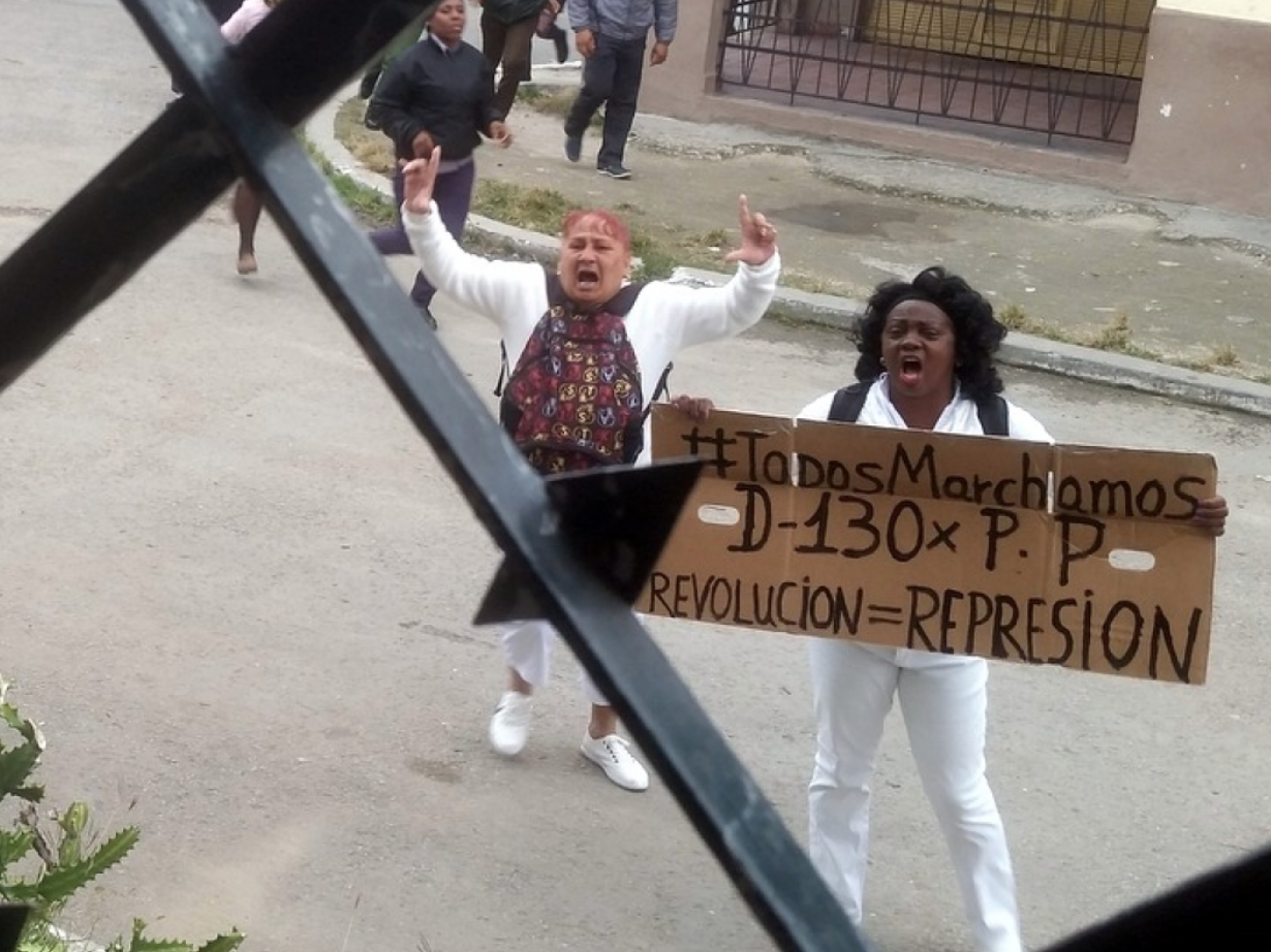 Berta Soler pide libertad para los presos políticos cada domingo. (TWITTER/@JANGELMOYA)