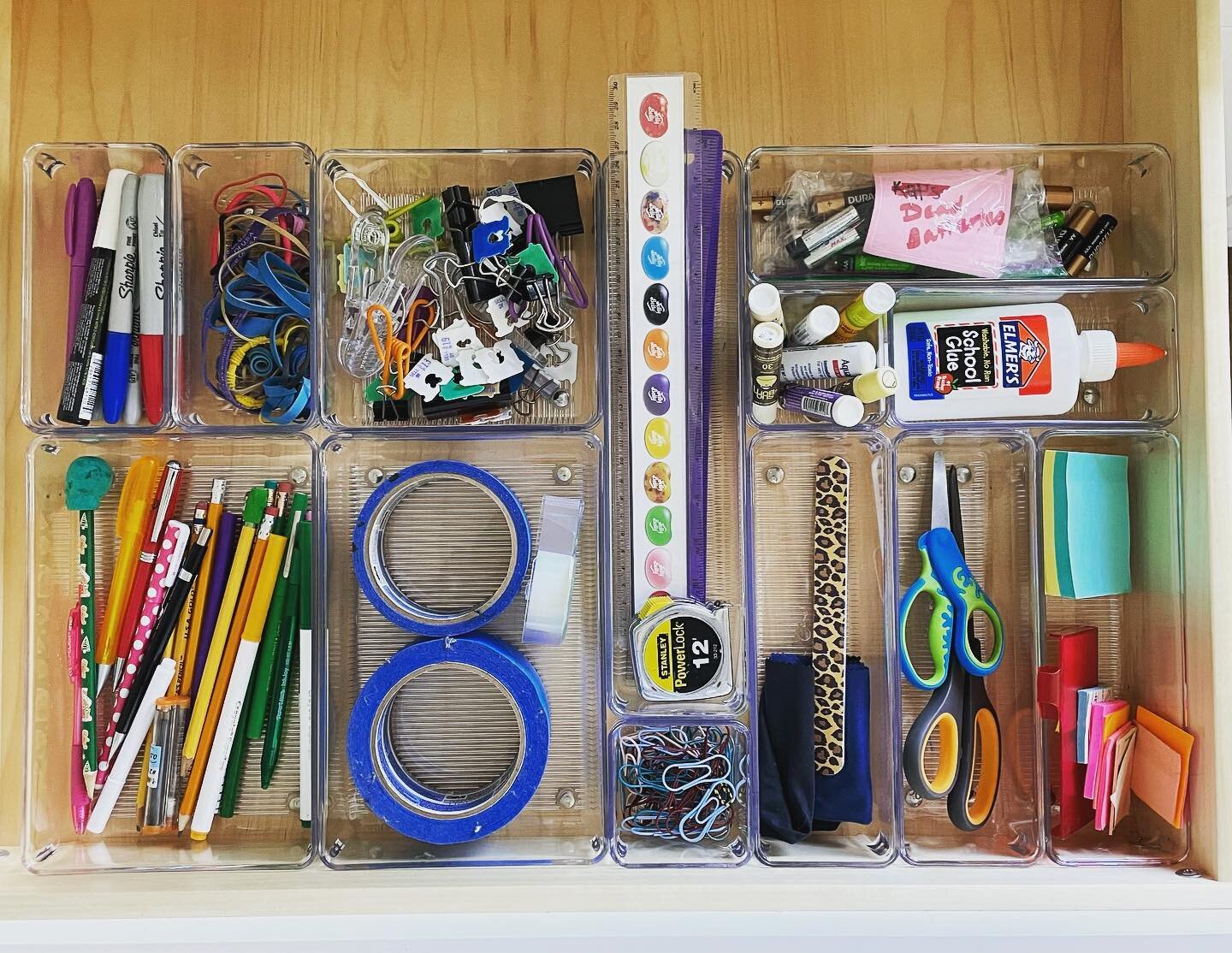 All hail the iDesign Linus drawer organizers! They&rsquo;re like beautiful little Tetris puzzle pieces that transform a junk drawer into an &ldquo;I know exactly where to find my tape measure/sharpie/takeout menu/paper clip&rdquo; drawer. @thecontain